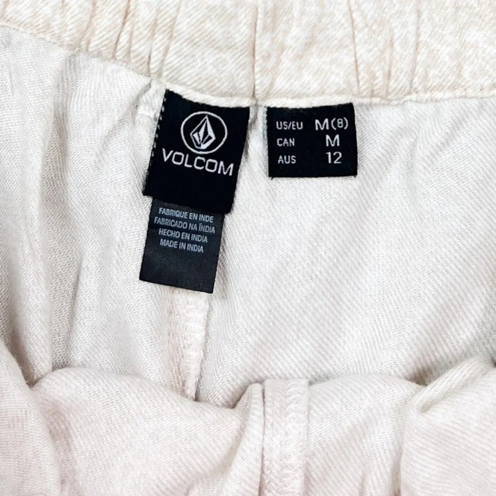 NWT Volcom Static Bloom Pull On Shorts Cream